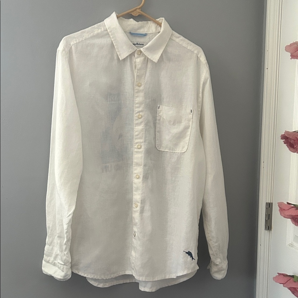 Tommy Bahama White Casual Button Down Shirt. Excellent condition